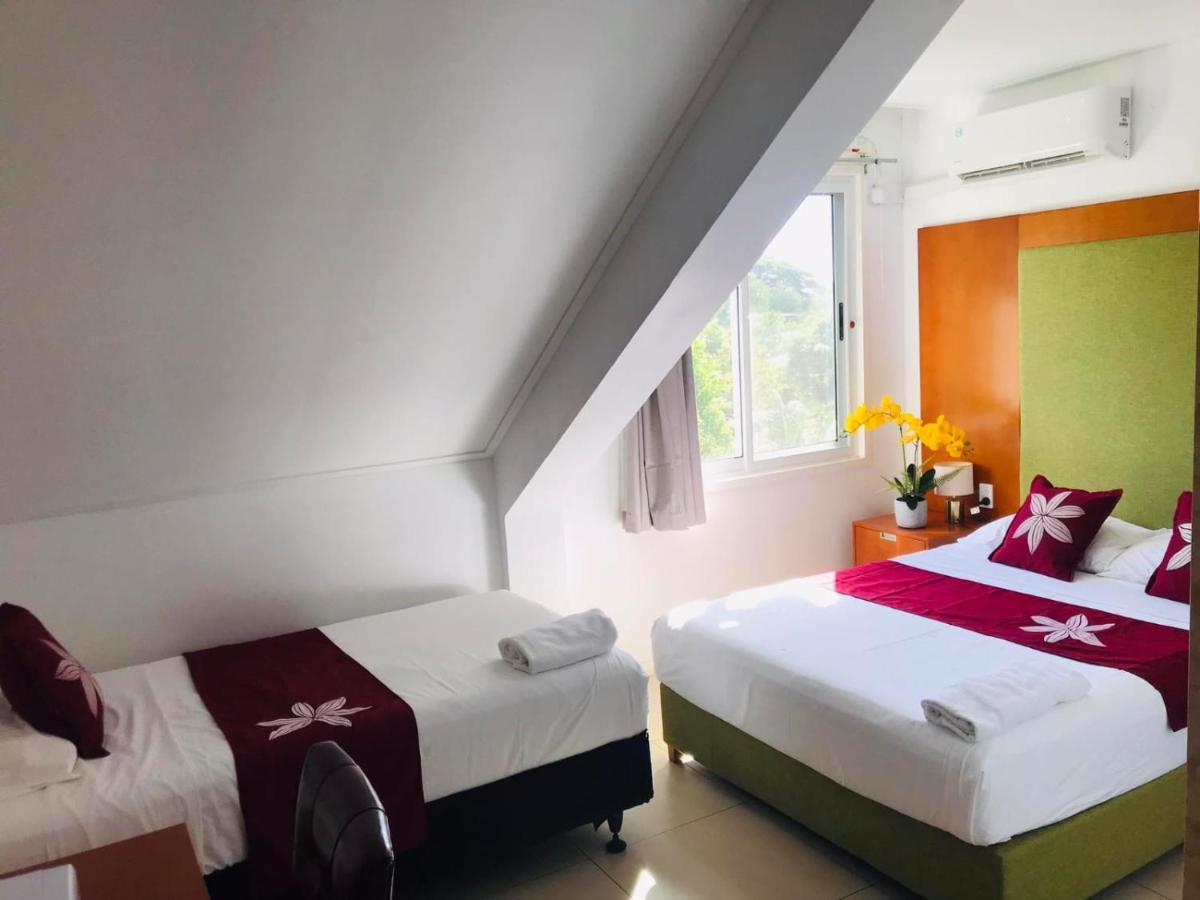 Alec'S Hotel 아피아 외부 사진