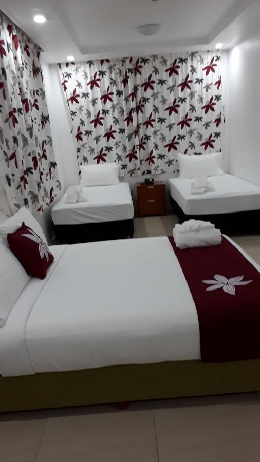 Alec'S Hotel 아피아 외부 사진